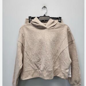 Yogalicious Women's Beige shorts and scuba set